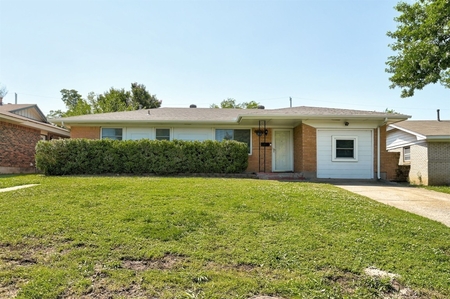 632 Sw 2nd St, Moore, OK