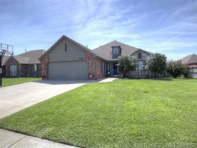 12111 N 108th East Ave, Collinsville, OK