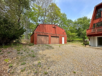 3 Forest Ln, Manchester, MA