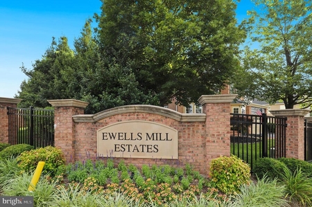 15401 Ewells Mill Way, Woodbridge, VA