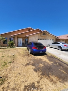 572 Johnston Ave, Shafter, CA