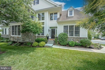 309 Sunny Brook Ln, Newtown Square, PA