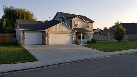 2009 W Camelot Dr, Nampa, ID