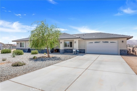22777 Lone Eagle Rd, Apple Valley, CA