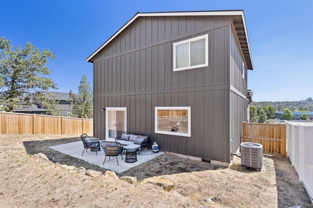 64573 Wood Ave, Bend, OR