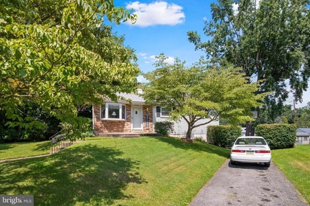 2107 Broomall St, Upper Chichester, PA