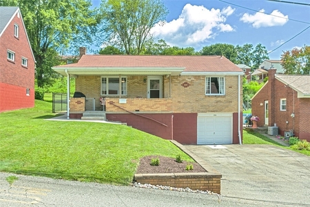 786 Angeline Dr, North Versailles, PA
