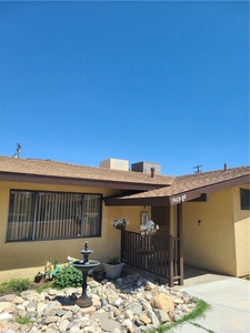 7409 Dumosa Ave, Yucca Valley, CA