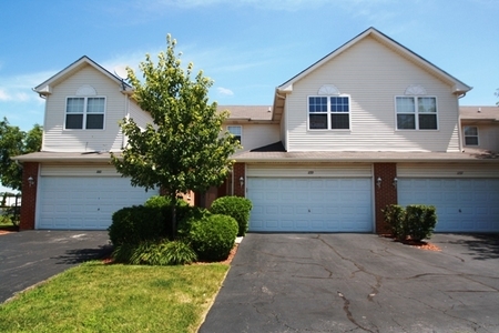 1159 Coventry Cir, Glendale Heights, IL