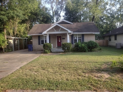 1823 Independence Ave, Conway, AR