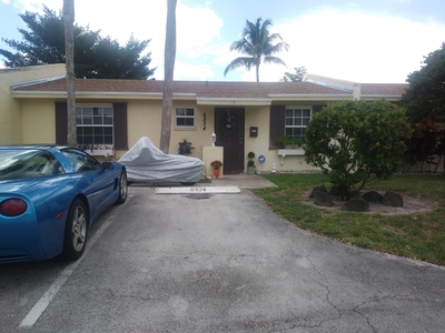 6824 Nw 31st Ave, Fort Lauderdale, FL