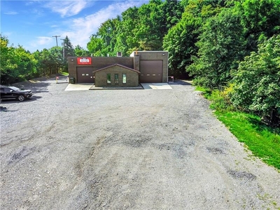 13065 Perry Hwy, Wexford, PA