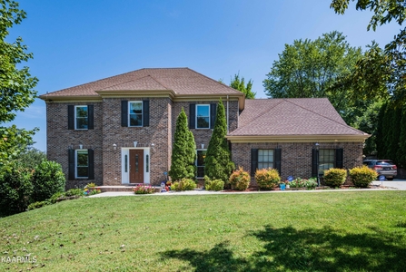 220 Long Bow Rd, Knoxville, TN