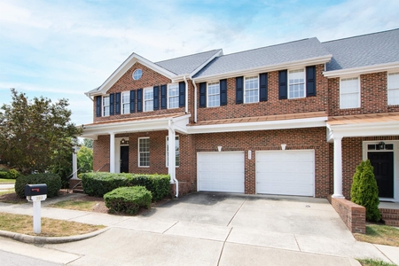 393 Waverly Hills Dr, Cary, NC