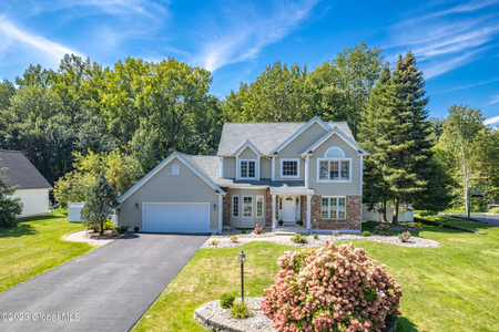 4 Mohican Way, Waterford, NY