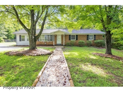 6409 Huntleigh Ct, Fayetteville, NC
