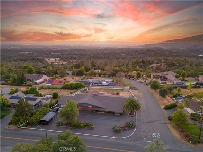 142 Riverview Dr, Oroville, CA
