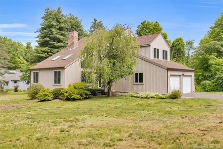 299 Old Farms Rd, Simsbury, CT