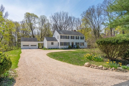 55 White Hill Rd, Cold Spring Harbor, NY