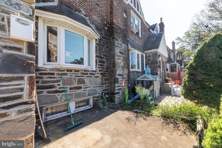2358 Highland Ave, Drexel Hill, PA