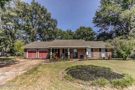 9596 Pigeon Roost Rd, Olive Branch, MS
