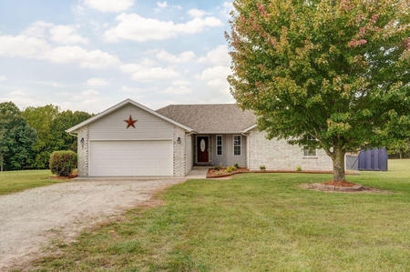 115 Broken Bow Trl, Clever, MO