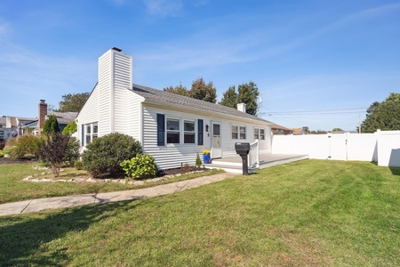 5 E Wilmont Ave, Somers Point, NJ