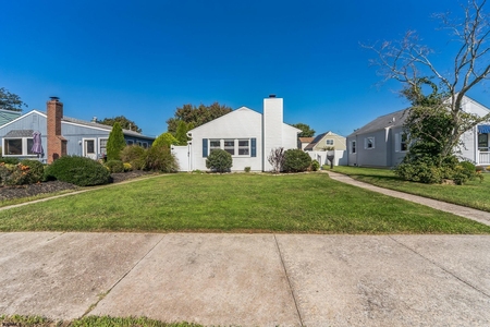 5 E Wilmont Ave, Somers Point, NJ