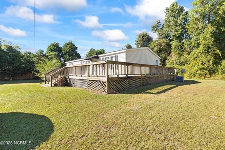 106 Bolling Ln, Sneads Ferry, NC