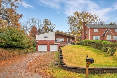 128 Sycamore Dr, Penn Hills, PA