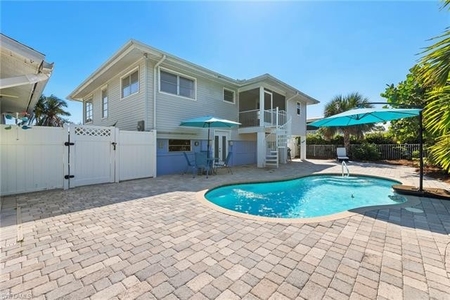 121 Andre Mar DR, FORT MYERS BEACH, FL, 33931 - Photo 1
