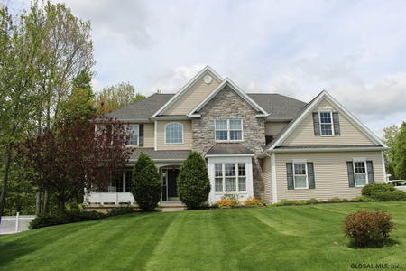 48 Towpath Ln, Waterford, NY