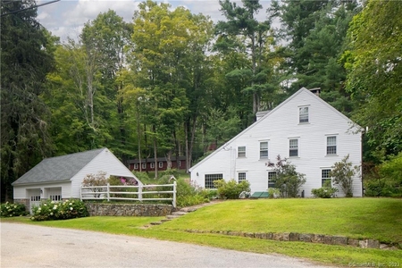 56 Hall Rd, West Cornwall, CT