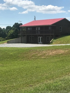 1233 Maple Rd, Campbellsville, KY