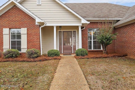 106 Parkfield Dr, Madison, MS