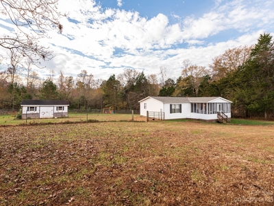 735 Talley Rd, Troutman, NC