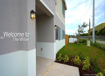 343 NW 12th Ave, Florida City, FL, 33034 - Photo 1