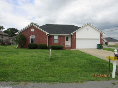 604 Sherry Dr, Beebe, AR