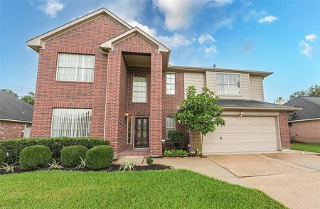 2203 Manchester Ln, Pearland, TX
