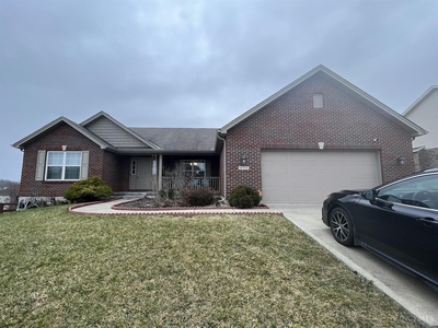 4725 Osprey Pointe Dr, Liberty Twp, OH
