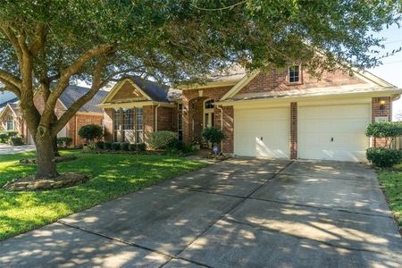 3114 Chappelwood Dr, Pearland, TX