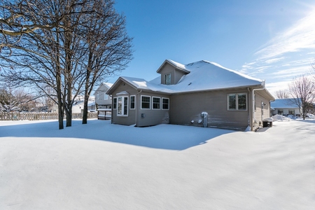 5506 Shale Rd, Fitchburg, WI
