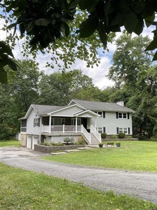 13 Central Ave, Wappingers Falls, NY