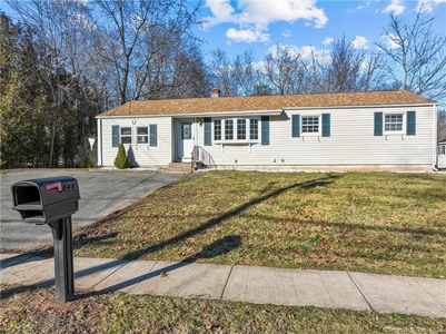 444 Westfield St, Middletown, CT