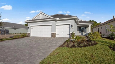 3045 Heritage Pines DR, FORT MYERS, FL, 33905 - Photo 1
