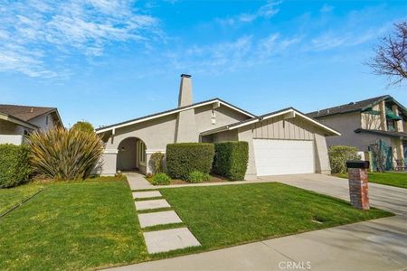 25548 Meadow Mont St, Valencia, CA