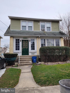 20 E Broadway Ave, Clifton Heights, PA