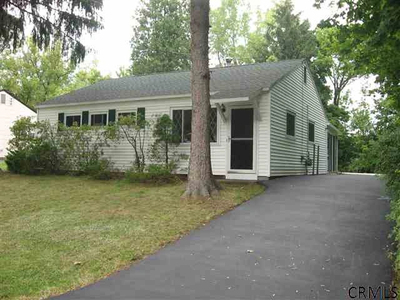 1 Riverview Dr, Schenectady, NY