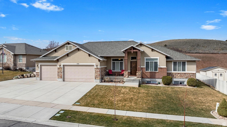 934 Valley View Dr, Santaquin, UT