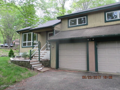 101 Lower Spruce Ct, Milford, PA